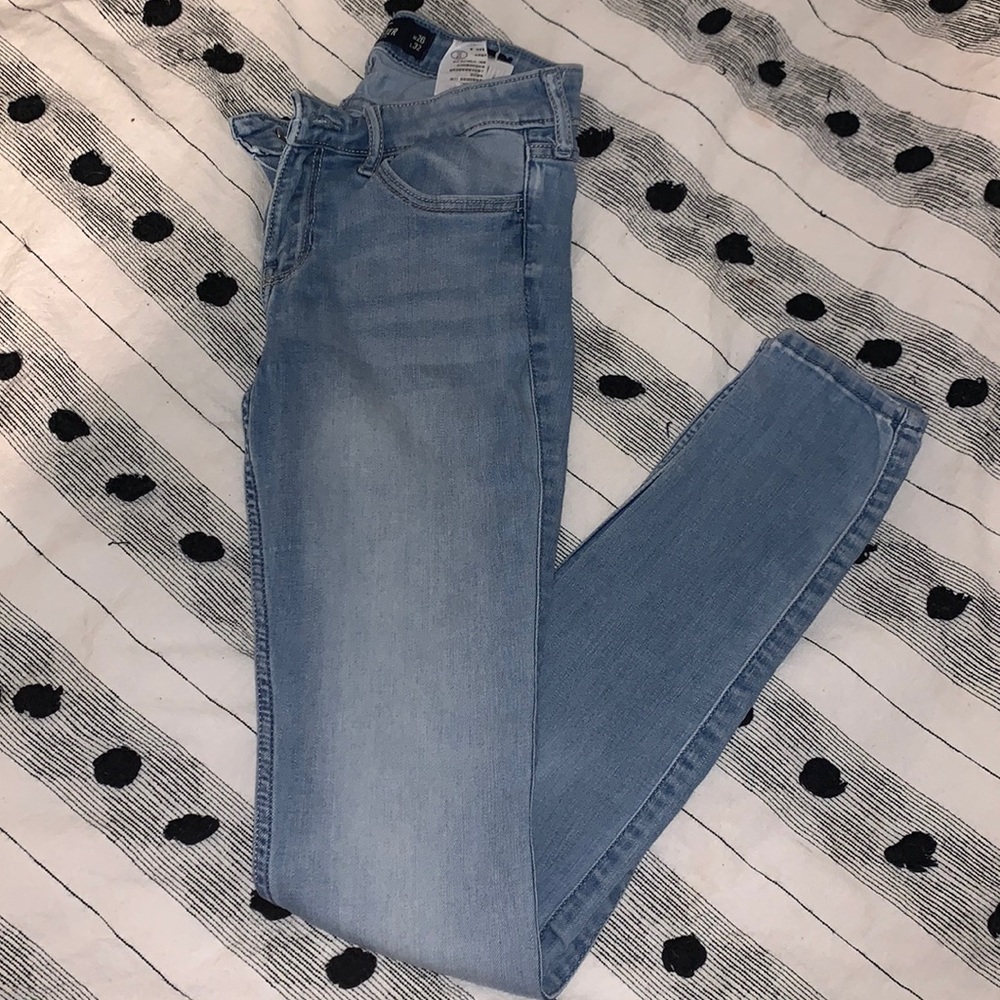 Light blue Hollister jeans!